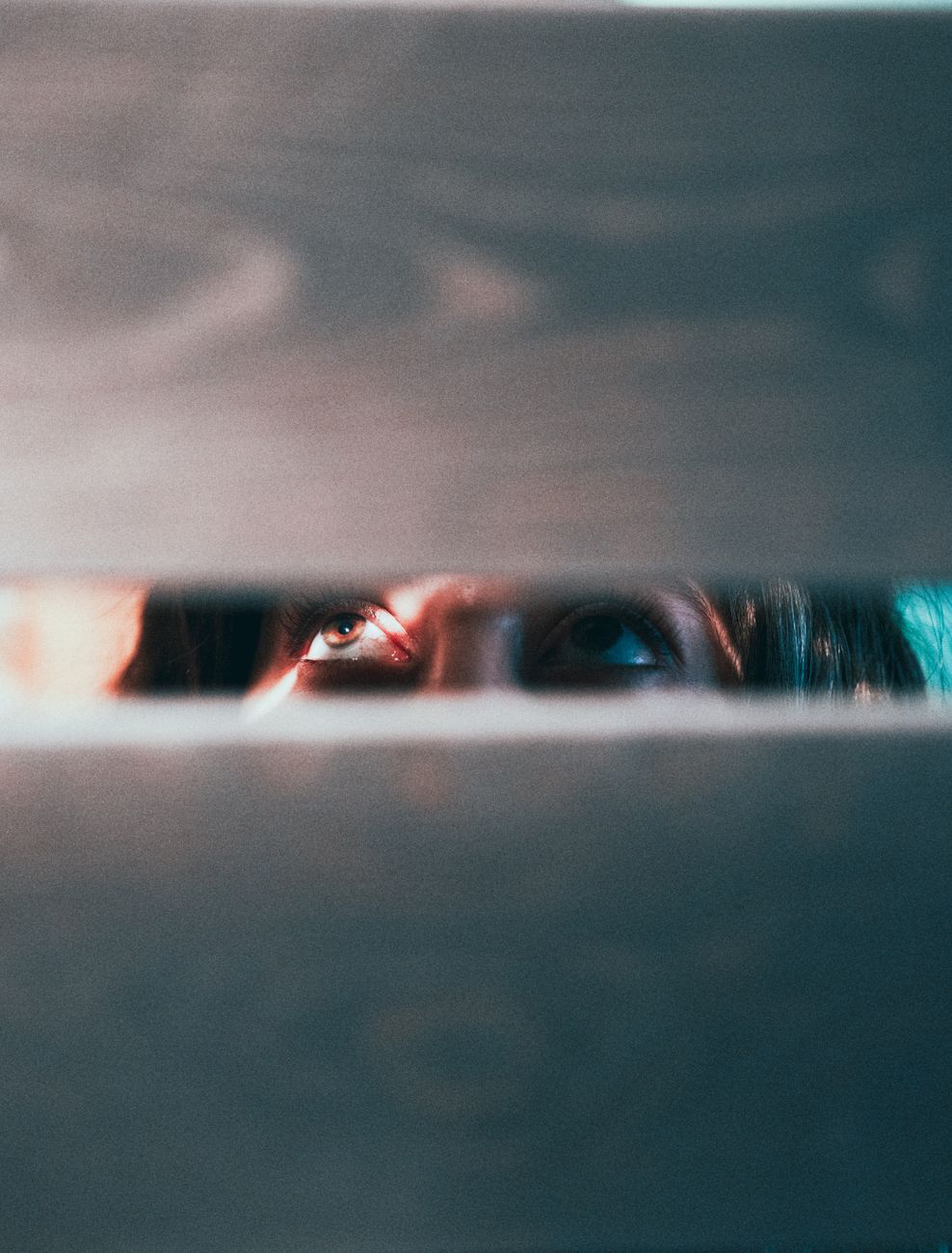 eyes of a woman looking up